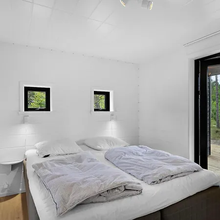 Awesome In With 3 Bedrooms And Wifi Casa de Férias *